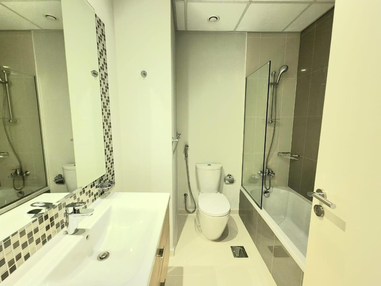 2bedroom Fully Furnished Luxurious Apartment Dubai